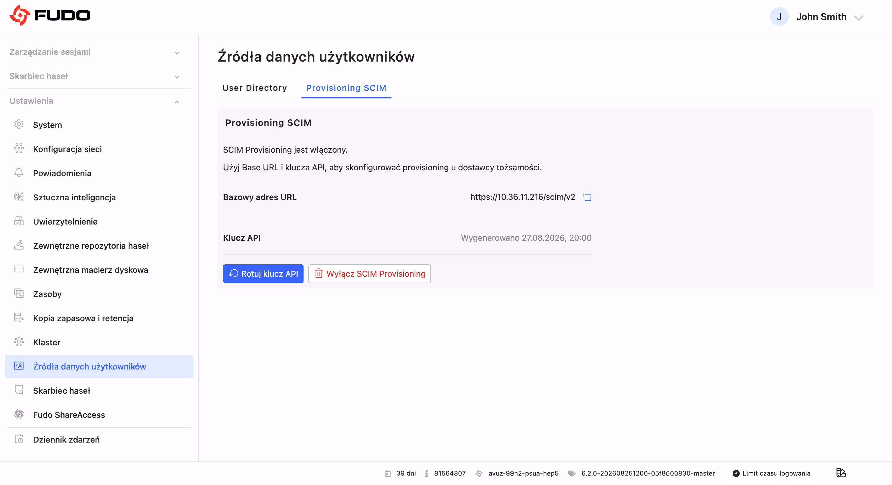 Źródła użytkowników Fudo Enterprise – włączone prowizjonowanie SCIM, z adresem bazowym URL i kluczem API do podłączenia dostawcy tożsamości, takiego jak Entra ID lub Okta